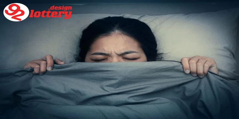 Nằm Mơ Thấy Người Thân Mất – Điềm Báo Gì Và Đánh Con Gì? 4 Lưu ý khi giải mã giấc mơ thấy người thân mất